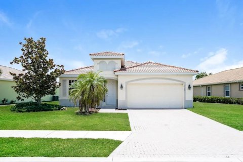Villa ou maison à louer à Venice, Floride: 3 chambres, 194.63 m2 № 1813767 - photo 1