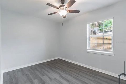 Villa ou maison à louer à Tampa, Floride: 4 chambres, 159.42 m2 № 2208308 - photo 13