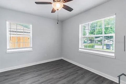Villa ou maison à louer à Tampa, Floride: 4 chambres, 159.42 m2 № 2208308 - photo 11