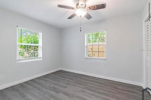 Villa ou maison à louer à Tampa, Floride: 4 chambres, 159.42 m2 № 2208308 - photo 7