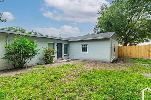 Villa ou maison à louer à Tampa, Floride: 4 chambres, 159.42 m2 № 2208308 - photo 21