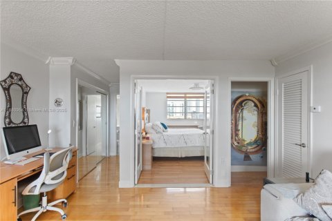 Condominio en venta en Hollywood, Florida, 1 dormitorio, 78.97 m2 № 1922122 - foto 27