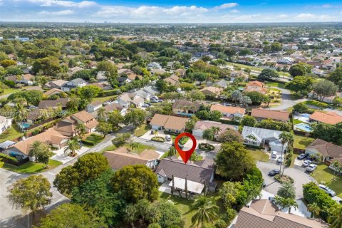 Купить виллу или дом в Майами, Флорида 4 спальни, 164.99м2, № 1986298 - фото 29