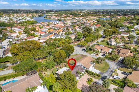 Купить виллу или дом в Майами, Флорида 4 спальни, 164.99м2, № 1986298 - фото 26