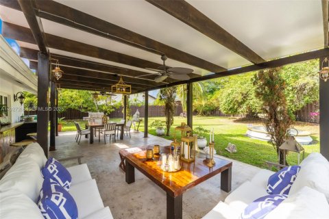 Купить виллу или дом в Майами, Флорида 4 спальни, 164.99м2, № 1986298 - фото 25