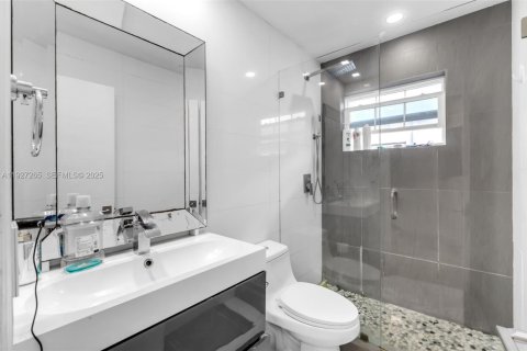 Купить виллу или дом в Майами, Флорида 4 спальни, 164.99м2, № 1986298 - фото 18