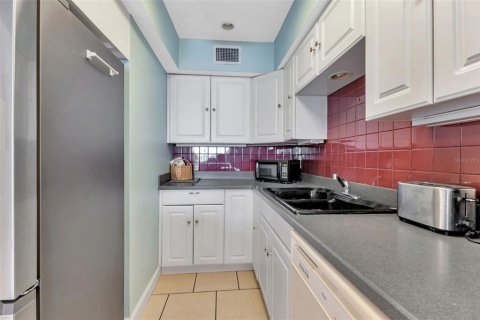 Copropriété à louer à Punta Gorda, Floride: 2 chambres, 91.79 m2 № 1191484 - photo 16