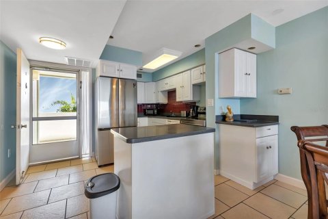 Copropriété à louer à Punta Gorda, Floride: 2 chambres, 91.79 m2 № 1191484 - photo 13