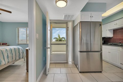 Copropriété à louer à Punta Gorda, Floride: 2 chambres, 91.79 m2 № 1191484 - photo 17