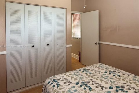 Купить виллу или дом в Майами, Флорида 6 спален, 241.08м2, № 1955504 - фото 23