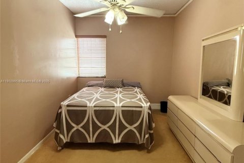 Купить виллу или дом в Майами, Флорида 6 спален, 241.08м2, № 1955504 - фото 24