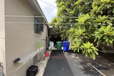 Купить виллу или дом в Майами, Флорида 6 спален, 241.08м2, № 1955504 - фото 7