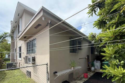 Купить виллу или дом в Майами, Флорида 6 спален, 241.08м2, № 1955504 - фото 8