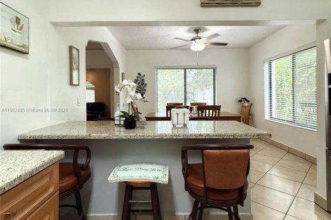 Купить виллу или дом в Майами, Флорида 6 спален, 241.08м2, № 1955504 - фото 30