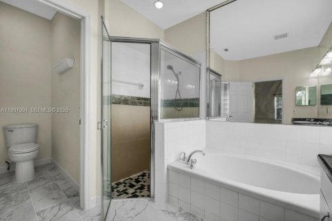 Casa en venta en Pembroke Pines, Florida, 4 dormitorios, 192.77 m2 № 2055775 - foto 18