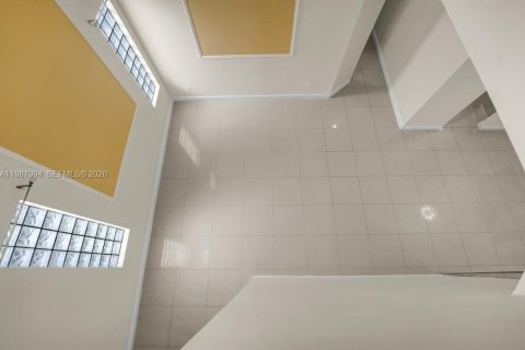 Casa en venta en Pembroke Pines, Florida, 4 dormitorios, 192.77 m2 № 2055775 - foto 22