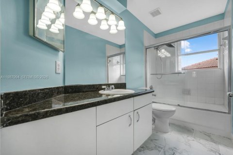 Casa en venta en Pembroke Pines, Florida, 4 dormitorios, 192.77 m2 № 2055775 - foto 26