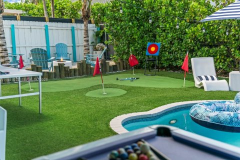Casa en venta en Miami, Florida, 5 dormitorios, 199.28 m2 № 2172365 - foto 30