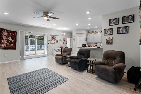 Casa en venta en Mulberry, Florida, 4 dormitorios, 220.18 m2 № 1906320 - foto 8