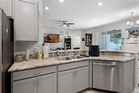 Casa en venta en Mulberry, Florida, 4 dormitorios, 220.18 m2 № 1906320 - foto 13