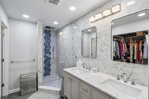 Copropriété à vendre à Palm Harbor, Floride: 3 chambres, 137.96 m2 № 2096537 - photo 11