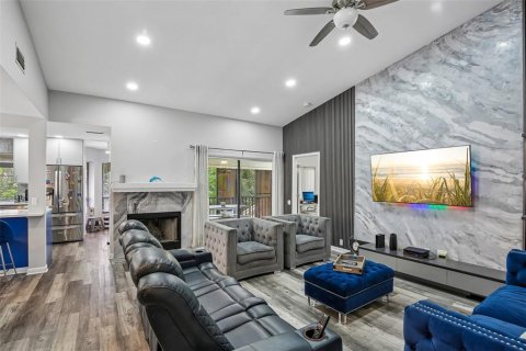 Copropriété à vendre à Palm Harbor, Floride: 3 chambres, 137.96 m2 № 2096537 - photo 4