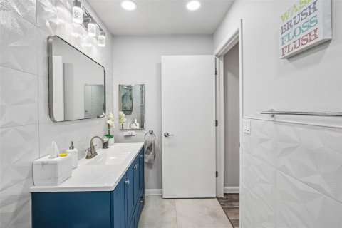 Copropriété à vendre à Palm Harbor, Floride: 3 chambres, 137.96 m2 № 2096537 - photo 23