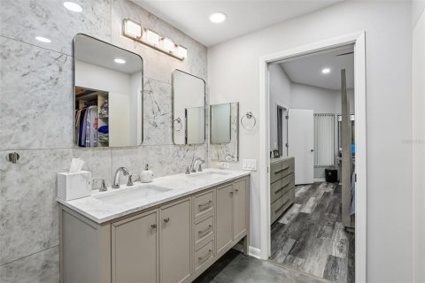 Copropriété à vendre à Palm Harbor, Floride: 3 chambres, 137.96 m2 № 2096537 - photo 14