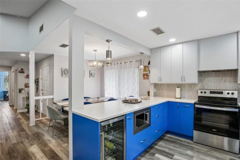 Copropriété à vendre à Palm Harbor, Floride: 3 chambres, 137.96 m2 № 2096537 - photo 9