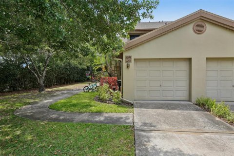 Copropriété à vendre à Palm Harbor, Floride: 3 chambres, 137.96 m2 № 2096537 - photo 2