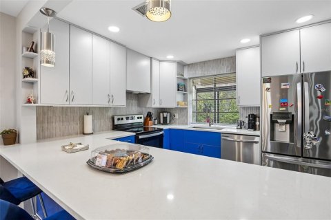 Copropriété à vendre à Palm Harbor, Floride: 3 chambres, 137.96 m2 № 2096537 - photo 7