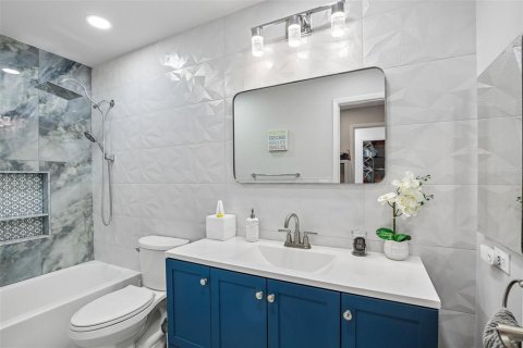 Copropriété à vendre à Palm Harbor, Floride: 3 chambres, 137.96 m2 № 2096537 - photo 21
