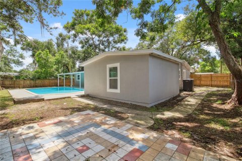 House in Orlando, Florida 5 bedrooms, 195.09 sq.m. № 1837900 - photo 29