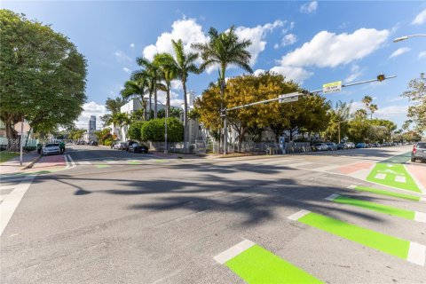 Condominio en venta en Miami Beach, Florida, 1 dormitorio, 48.68 m2 № 2024781 - foto 20