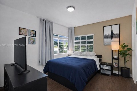 Condo in Miami Beach, Florida, 1 bedroom  № 2024781 - photo 7