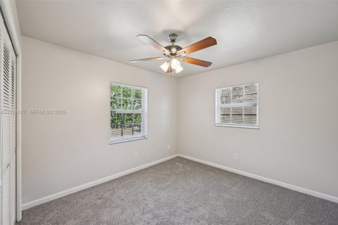 Casa en venta en Port St. Lucie, Florida, 3 dormitorios, 150.04 m2 № 1983792 - foto 23