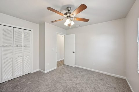 Casa en venta en Port St. Lucie, Florida, 3 dormitorios, 150.04 m2 № 1983792 - foto 26