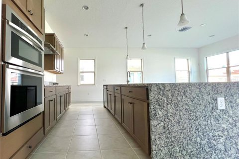 Villa ou maison à vendre à Orlando, Floride: 3 chambres, 210.05 m2 № 2289871 - photo 13