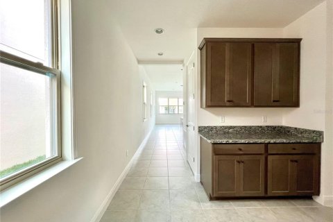 Villa ou maison à vendre à Orlando, Floride: 3 chambres, 210.05 m2 № 2289871 - photo 5