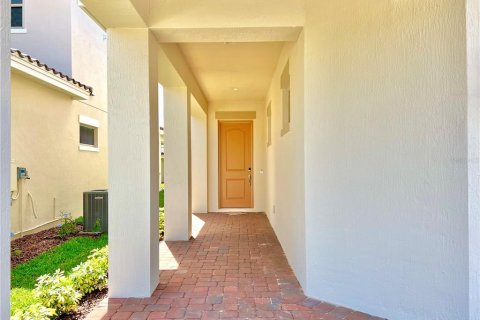 Villa ou maison à vendre à Orlando, Floride: 3 chambres, 210.05 m2 № 2289871 - photo 4