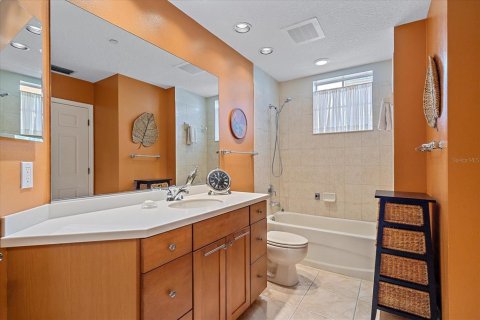 Copropriété à vendre à Lakewood Ranch, Floride: 3 chambres, 212.47 m2 № 1541382 - photo 9