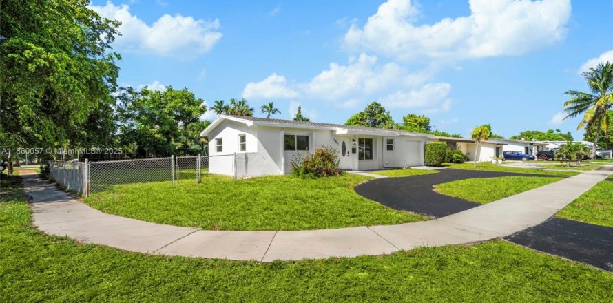 Villa ou maison à Sunrise, Floride 3 chambres, 113.25 m2 № 1886552