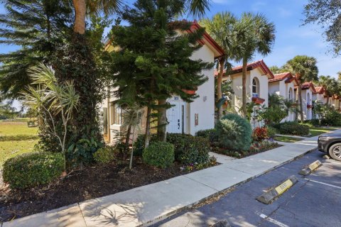 Townhouse in Boca Raton, Florida 3 bedrooms, 133.41 sq.m. № 2249418