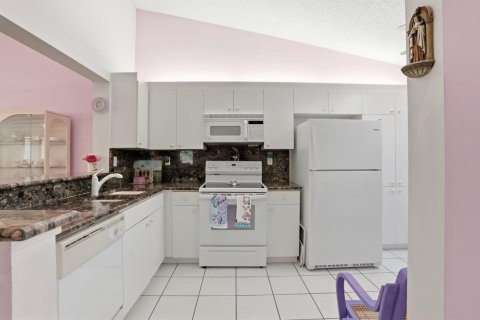 Townhouse in Boca Raton, Florida 3 bedrooms, 133.41 sq.m. № 2249418 - photo 9