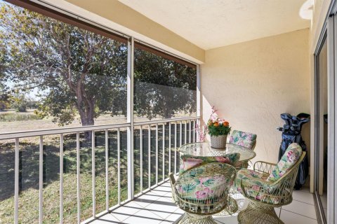 Townhouse in Boca Raton, Florida 3 bedrooms, 133.41 sq.m. № 2249418 - photo 25