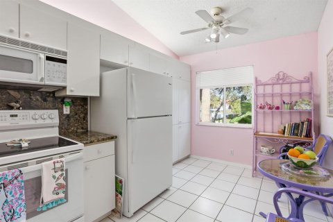 Townhouse in Boca Raton, Florida 3 bedrooms, 133.41 sq.m. № 2249418 - photo 8