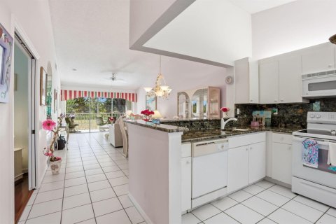 Townhouse in Boca Raton, Florida 3 bedrooms, 133.41 sq.m. № 2249418 - photo 6