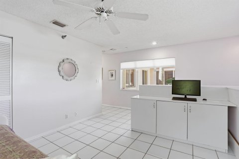 Townhouse in Boca Raton, Florida 3 bedrooms, 133.41 sq.m. № 2249418 - photo 16
