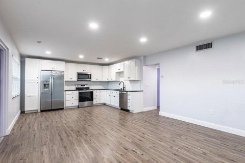 Condominio en venta en Sarasota, Florida, 2 dormitorios, 83.05 m2 № 1601984 - foto 7