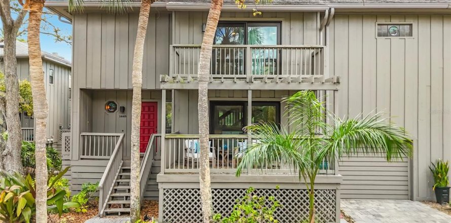 Townhouse in Sarasota, Florida 3 bedrooms, 177.63 sq.m. № 2143274